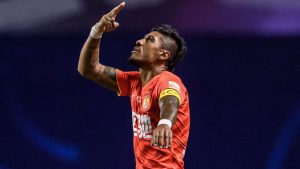 هكذا علق “العميري” على تعاقد النادي الأهلي مع البرازيلي باولينيو !