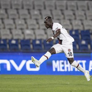 الهلال يقترب من صفقة سنغالية