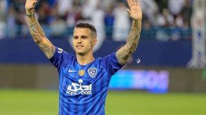 مصادر: "جيوفينكو" ينهي عقده مع الهلال بالتراضي ويقترب من هذا النادي