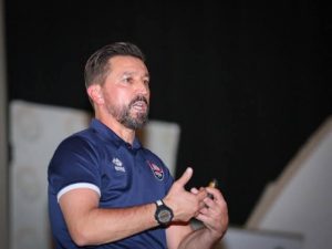 الأهلي يعطي هاسي مهلة أخيرة