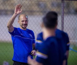 إقالة نيستور إل مايسترو من تدريب التعاون