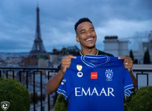 الأمير عبد الرحمن بن مساعد يوجه هذا الطلب لجماهير "الهلال" بعد صفقة "بيريرا"