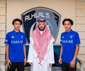 الهلال يتعاقد مع التوأم عبدالله ومحمد الزيد (صور)