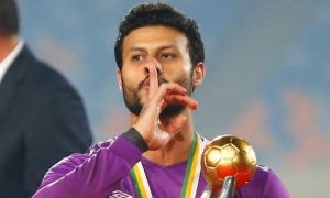 الأهلي المصري يوضح موقفه من انتقال "الشناوي" إلى النصر