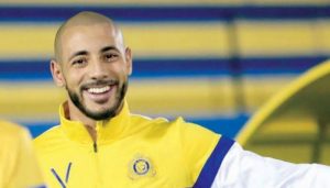 رسالة مؤثرة من "أمرابط" بعد رحيله عن النصر