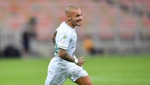 بالاتفاق مع "هاسي".. الأهلي يستغنى عن "ساريتش" و"ميتريتا"