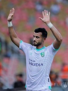 "السومة" يُعلن اشتراكه في عضوية "الأهلي بلس"