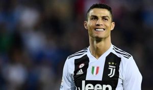 بعد ميسي.. باريس سان جيرمان يعتزم التعاقد مع كريستيانو رونالدو