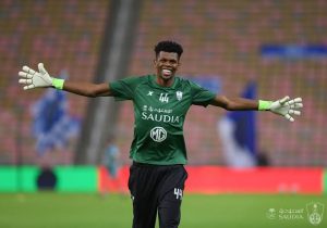 الأهلي يستعيد "الربيعي" و"غريب"