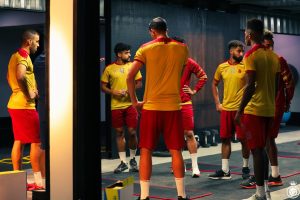 إعلامي يكشف تفاصيل صفقة تبادلية كبرى بين النصر والاتحاد