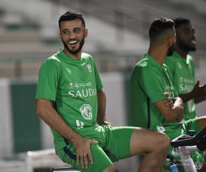 خطوة جديدة تقرب السومة من العودة لصفوف الأهلي