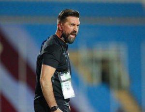 "بينها الديربي".. 3 مباريات تحسم مصير "هاسي" مع "الأهلي"