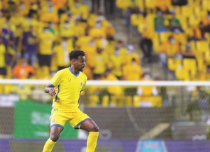 إدارة "مسلي" تقترب من حسم ملف التجديد لـ"الخيبري