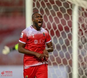 "نياكاتي" يصل جدة للانضمام لـ "الاتحاد" (فيديو)