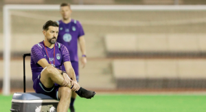 "هاسي" يستعين بـ"الفيديو" لتحصين الأهلي قبل "الكلاسيكو"