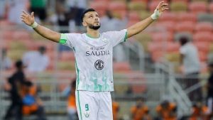 بداية كارثية.. "السومة" يواجه نفس معاناة نجم توتنهام "هاري كين"