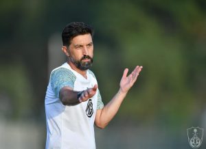 "هاسي" يُجري تغييرات في خط وسط "الأهلي" أمام "الاتحاد