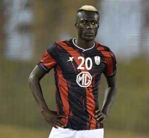 "نداو" يقترب من مغادرة الأهلي