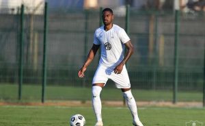 هاسي يعول على دانكلير في إيقاف غوميز