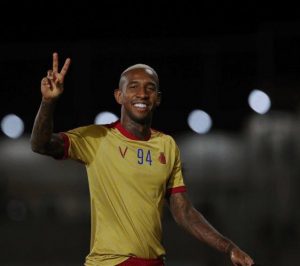 تاليسكا" يكشف حقيقة مفاوضاته مع كورينثيانز البرازيلي