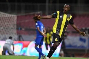 كوزمين يجهز بديل سعود عبدالحميد