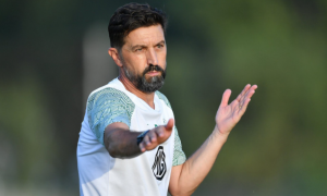 أول طلب من "هاسي" بعد قرار بقائه مع الأهلي