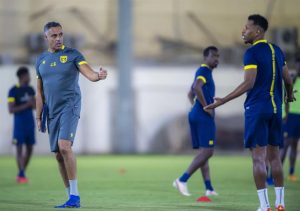 التعاون يطالب بحكام أجانب في باقي مبارياته بالدوري