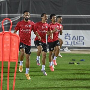 اجتماع يحسم موقف ثلاثي الشباب من العودة للتدريبات