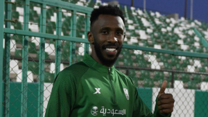 "هاسي" يحدد موعد مشاركة "عبسي" مع الأهلي