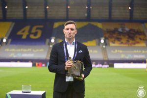 رسميًا.. الباطن يُعلن التعاقد مع المدرب آلين هورفات