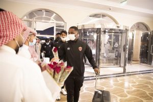 بعثة "الوحدة" الإماراتي تصل "الرياض".. و"النصر" يوجه لها هذه الرسالة