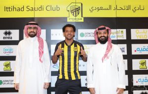 الكشف عن قيمة تجديد التعاقد مع "رومارينهو"