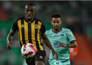 "عبدالحميد" يتلقى وعدًا من شخصية شرفية لإنهاء الخلاف مع الاتحاد