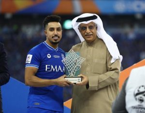 سالم الدوسري يفوز بجائزة أفضل لاعب في دوري أبطال آسيا 2021