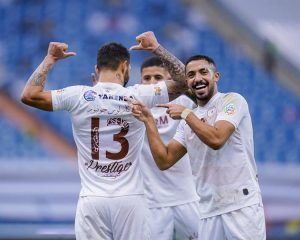 باهبري يعادل رقم الشمراني مع الشباب