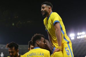 "العمري" يعتذر لجماهير النصر (صورة)