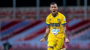 كاكو: فضلت التعاون على أوروبا