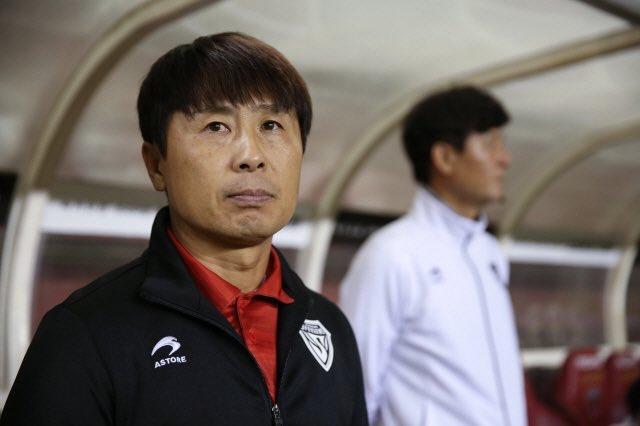 مدرب بوهانغ الكوري : سنفوز أمام الهلال ونرفع كأس البطولة