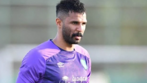 صدمة لجماهير الأهلي بسبب الحارس "العويس"