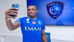 لاعب الاتحاد السابق: وكيل سعود سبب عدم تجديده