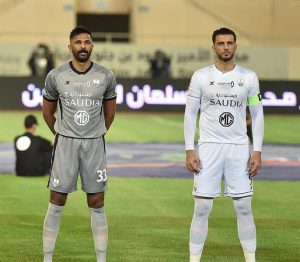 "الأهلي" يتوصل لاتفاق مع "العويس" و "السومة" لجدولة مستحقاتهما