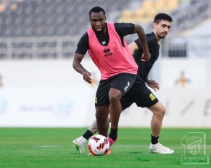 رسميا.. الاتحاد يكشف مدة غياب "نياكاتي" عن الملاعب بسبب الإصابة
