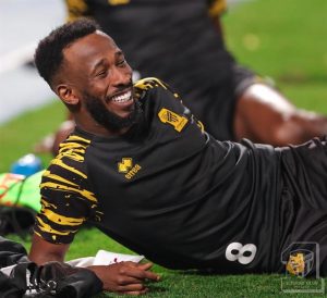 يتقدمهم فهد المولد.. الاتحاد يفتح ملف ثلاثي الفريق