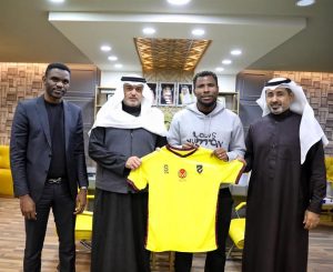 رسميًا.. "الحزم" يتعاقد مع النيجيري إيزيكيل هينتي (فيديو)