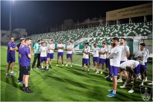 مران الأهلي.. مشاركة الثلاثي الجديد.. واجتماع من هاسي مع اللاعبين