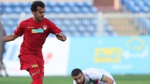 الشباب" يرغب في ضم مدافع "ضمك".. وهذا موقف اللاعب