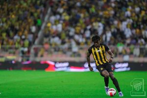 كمارا أفضل لاعب في غرب آسيا