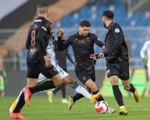 الشباب يدرس التعاقد مع لاعب آسيوي في هذا المركز