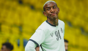 روسو" يمنح "تاليسكا" إجازة إضافية