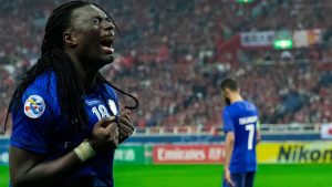 صراع تركي على التعاقد مع غوميز